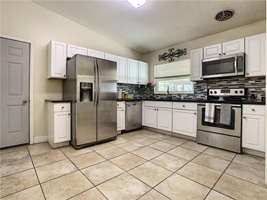 515 17th St NE, Winter Haven, FL 33881 - photo 7