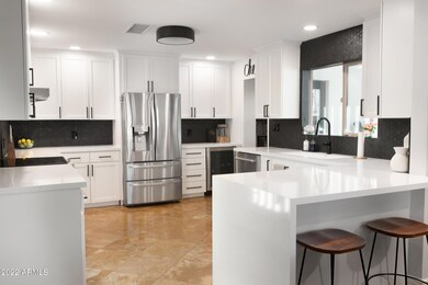 3615 E Piccadilly Rd, Phoenix, AZ 85018 - photo 4