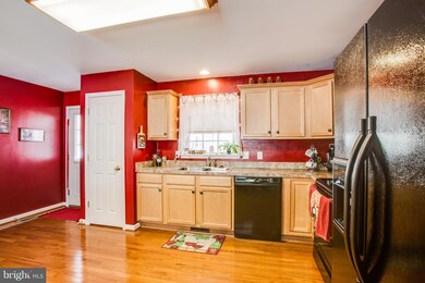 104 Greenway Dr, Colonial Beach, VA 22443 - photo 6