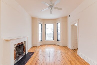 1403 W Huron St unit 4, Chicago, IL 60642 - photo 3