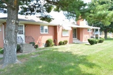 221 W 53rd Place, Merrillville, IN 46410 - photo 3