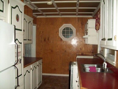 2506 Corning N A, Parsons, KS 67357 - photo 6