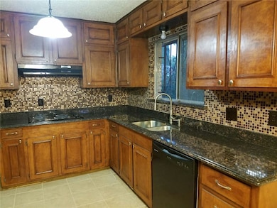 1464 Monte Negro Dr, El Paso, TX 79935 - photo 7