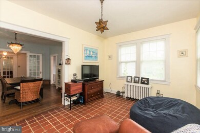 237 Ridgeway Rd, Catonsville, MD 21228 - photo 7