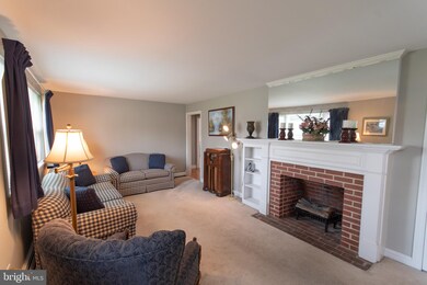 1807 Wayne Dr, Norristown, PA 19403 - photo 7