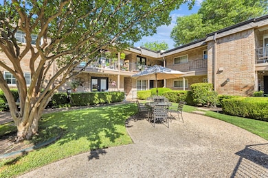 7908 Royal Ln unit 122, Dallas, TX 75230 - photo 4