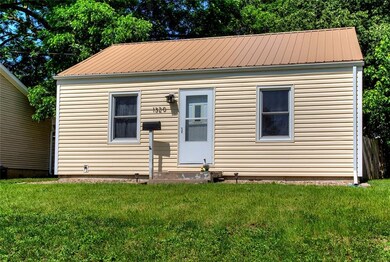 1320 55th St, Des Moines, IA 50311 - photo 2