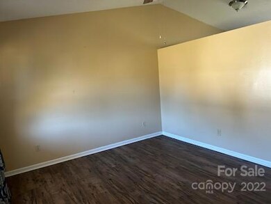 11 Apple Blossom Ln, Hendersonville, NC 28792 - photo 6