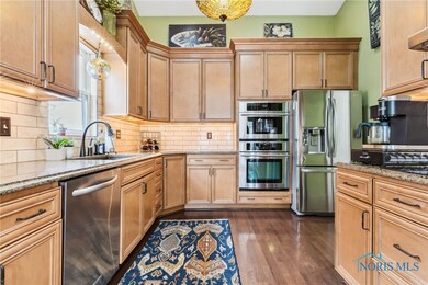 820 N Hill Trail, Findlay, OH 45840 - photo 3