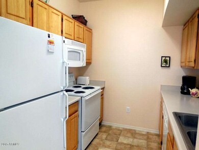 Kitchen & appliances