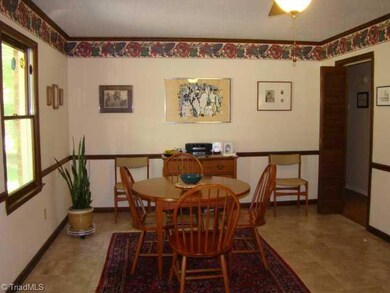 629 Inwood Rd, Asheboro, NC 27205 - photo 6