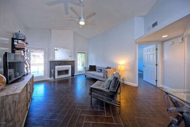 1680EBuffaloCir006