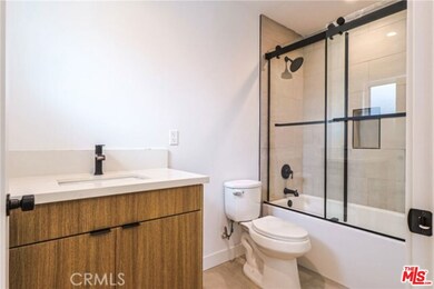 10810 Hesby St, North Hollywood, CA 91601 - photo 6