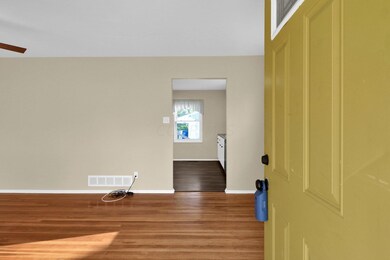 4531 Rodney Rd, Columbus, OH 43227 - photo 3