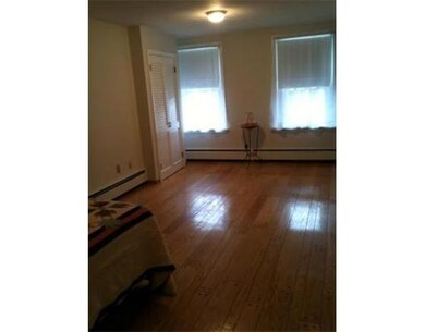 172 Endicott St unit 4, Boston, MA 02113 - photo 4