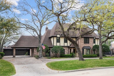 611 Stoneleigh Dr, Houston, TX 77079 - photo 3