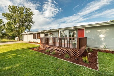 62510 Stenkamp Rd, Bend, OR 97701 - photo 2