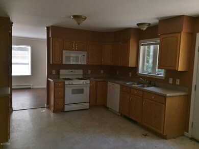 119 Gunstock Ln, Tafton, PA 18464 - photo 6