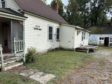 610 E Parker Ave E, Dassel, MN 55325 - photo 2