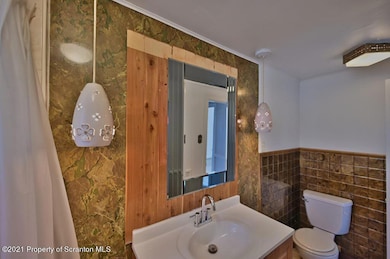 1054 N Webster Ave, Scranton, PA 18510 - photo 7