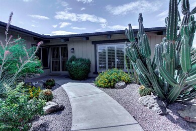 9427 N Arroya Vista DR