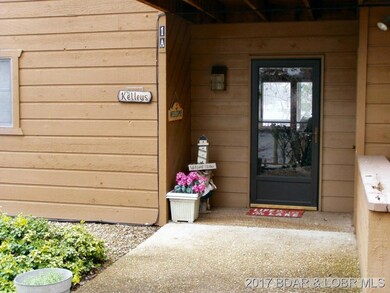 Front porch areaprivate