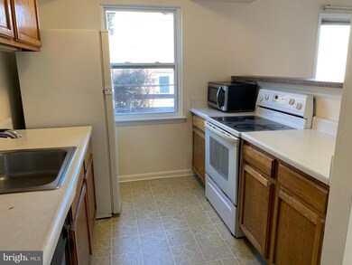 9760 Hagel Cir unit D, Lorton, VA 22079 - photo 5