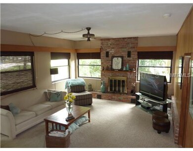 Den/Family/Great Room