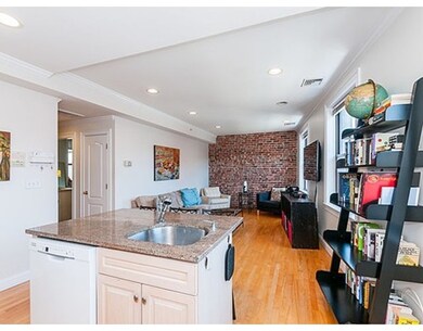 454 Hanover St unit 3B, Boston, MA 02113 - photo 3