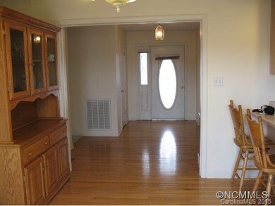 71 Dix Creek Chapel Rd, Asheville, NC 28806 - photo 4