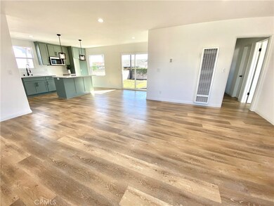 1932 W 132nd St, Compton, CA 90222 - photo 7