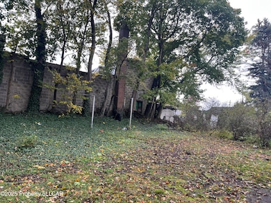 245 Matson Ave, Wilkes-Barre, PA 18705 - photo 4