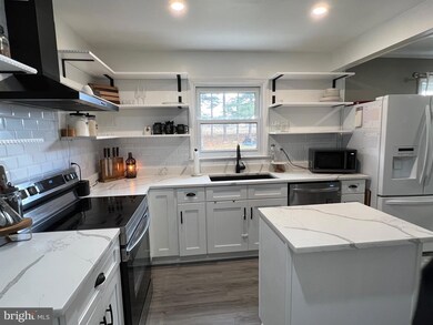 13900 Paradise Church Rd, Hagerstown, MD 21742 - photo 5