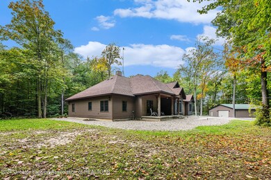 006_3575_w_maple_rapids_road_exterior-6