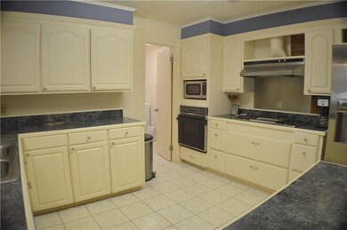 3232 Crestview Dr, Pineville, LA 71360 - photo 7