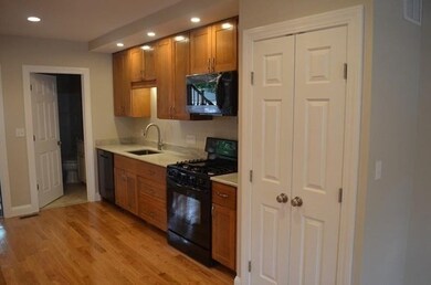 75 Ash St, Waltham, MA 02453 - photo 3