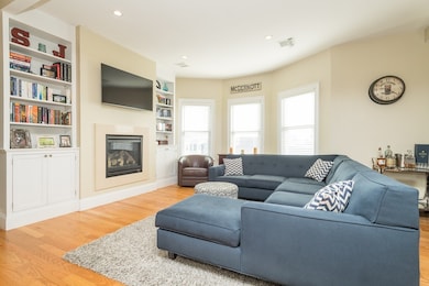 735 E 3rd St unit 3, Boston, MA 02127 - photo 2