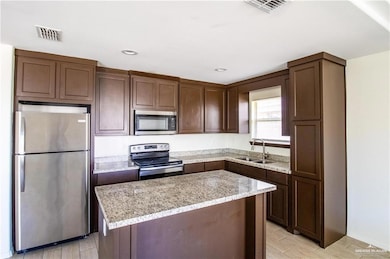 2118 Taxco Ct unit 4, Edinburg, TX 78542 - photo 2