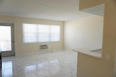 33 Windsor B, West Palm Beach, FL 33417 - photo 3