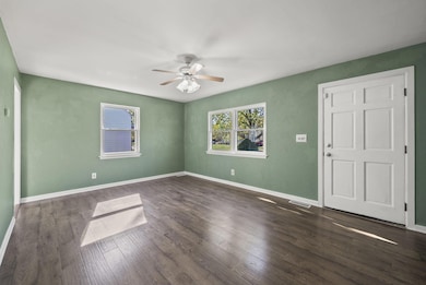 3462 Dresden St, Columbus, OH 43224 - photo 2