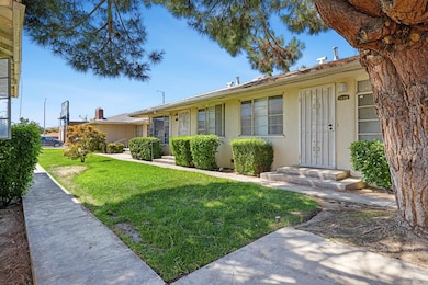 2414 N 1st St, Fresno, CA 93703 - photo 3