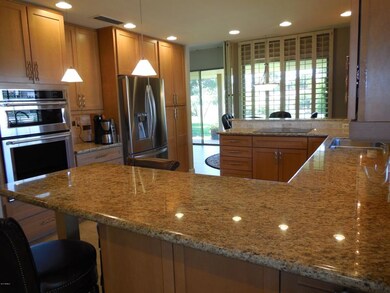 Eat-in Kitchen in style!