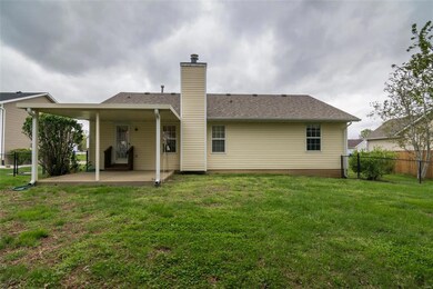 112 Ridge Dr, Maryville, IL 62062 - photo 4