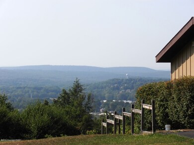 176 Stroudsmoor Rd, Stroudsburg, PA 18360 - photo 7