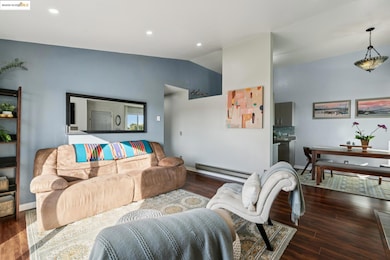 184 Schooner Ct, Richmond, CA 94804 - photo 6