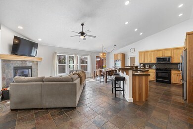 24-web-or-mls-20881-Top-Knot-Lane-Bend-O