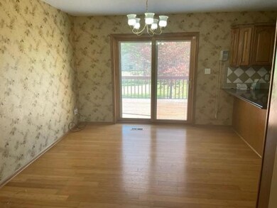 2901 1st Ave E, Newton, IA 50208 - photo 3