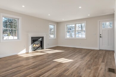 23B Birch Hill Ln unit 23B, Somersworth, NH 03878 - photo 2