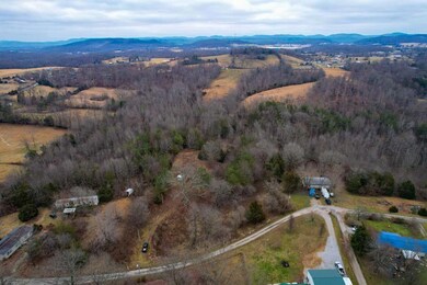 145 Joe Harris Ln, Cookeville, TN 38506 - photo 2