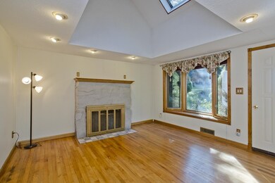 164 Bartlett Ave, Wilbraham, MA 01095 - photo 5